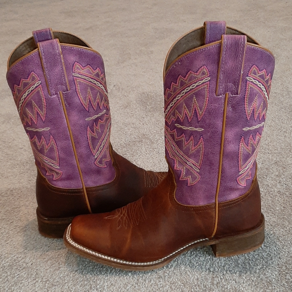 Nocona cowgirl boots, size 9
